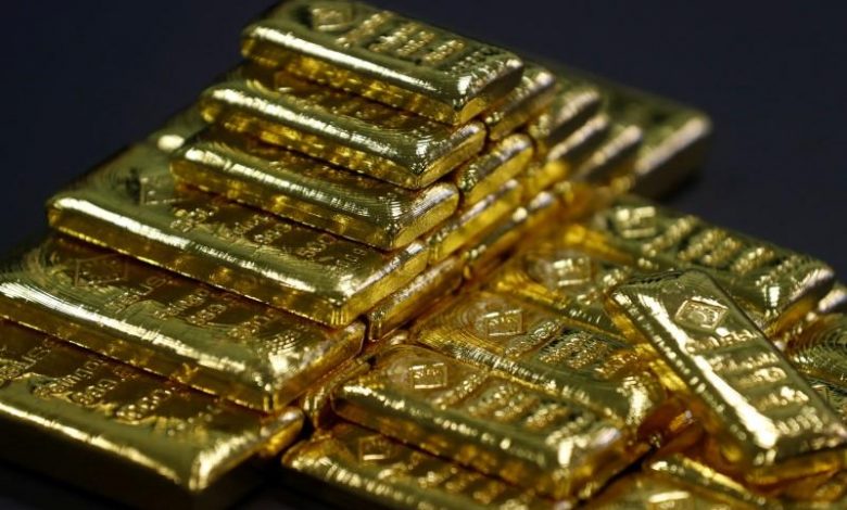 Gold rises in price by platinum by almost due to incentives