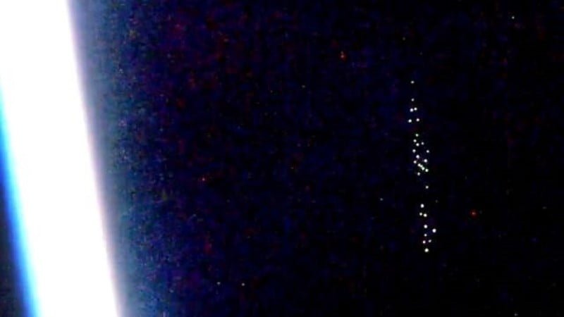 ISS cameras recorded a huge number of UFOs