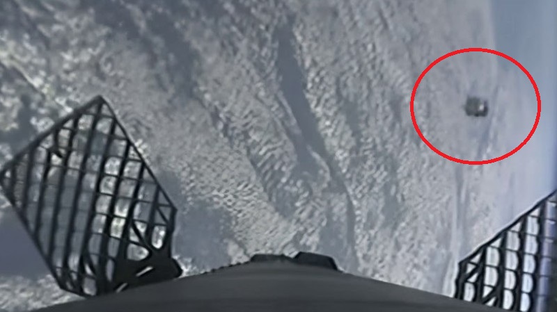 SpaceX rocket nearly collides with UFO