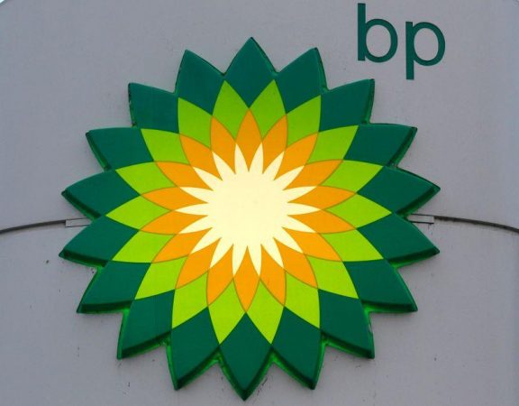 BP cuts capital spending by billion