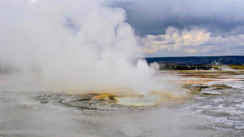 Supervolcano Yellowstone waking up On the territory recorded more than earthquakes per month