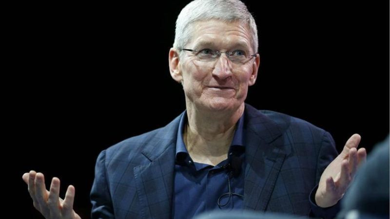 The head of Apple called the new low cost iPhone SE the reason to switch from Android devices