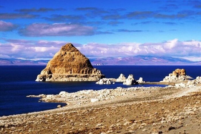 The mystical history of the Pyramid Lake Why do locals have strange dreams