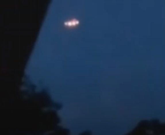UFO observed in the area of ​​the city of Minas Gerais Brazil