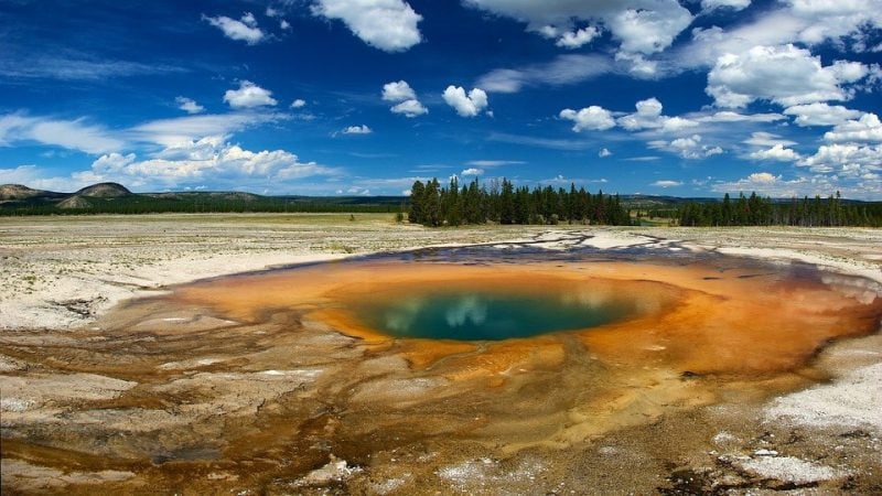 In the territory of Yellowstone found a treasure for a million dollars