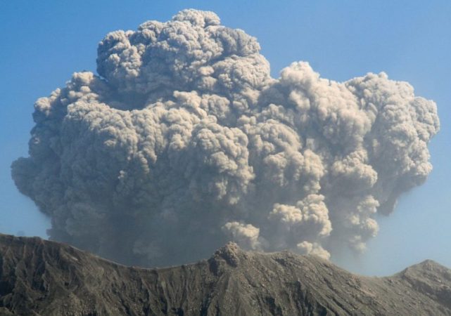 Scientists warn of a possible major eruption of Sakurajima volcano