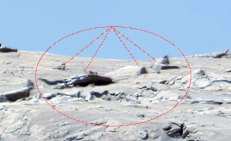 UFO crash on Mars 4