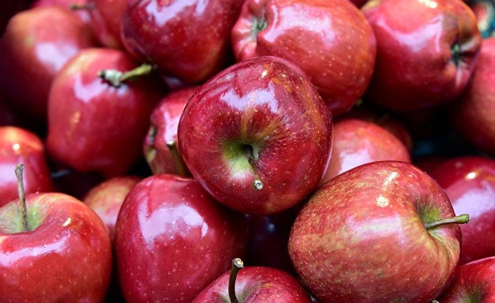 what happens if you eat an apple every day