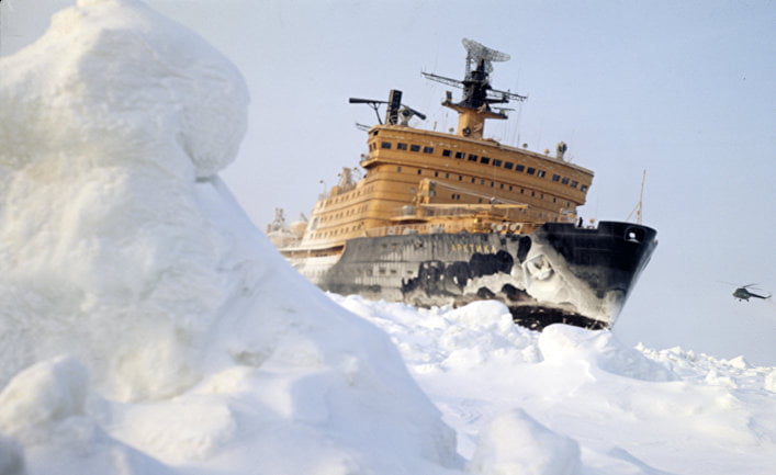 while the West hesitates Russia seizes the Arctic