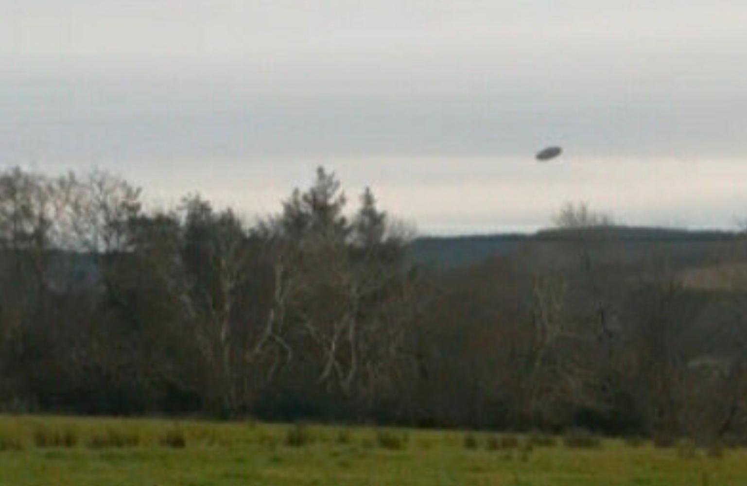 Irish politician witnessed the appearance of a UFO