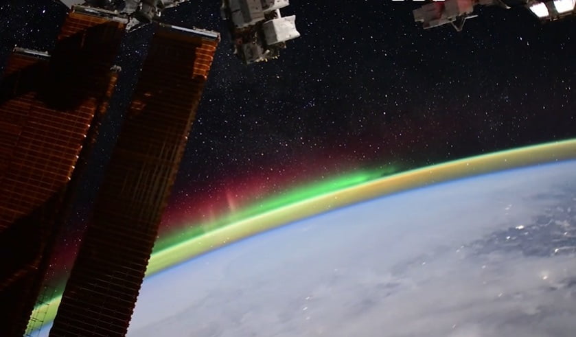 Russian cosmonaut showed the glow of the Earth