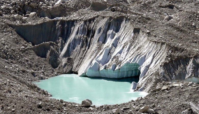 Glaciers are rapidly melting in China