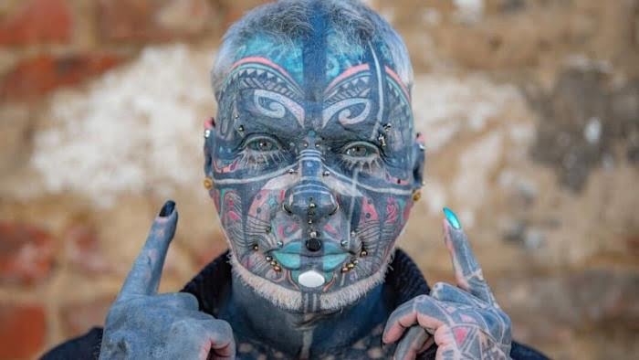 72 year old retired became the most tattooed person in Germany 1