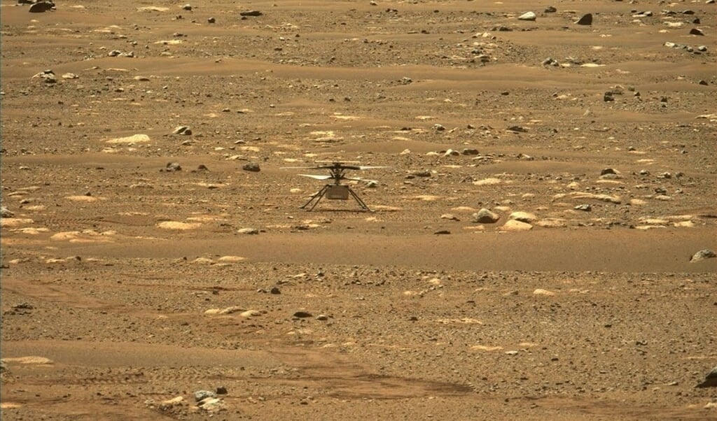 First flight of the Ingenuity helicopter on Mars