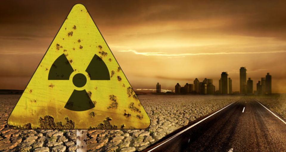 Tanks with radioactive waste are leaking in Washington what is the threat
