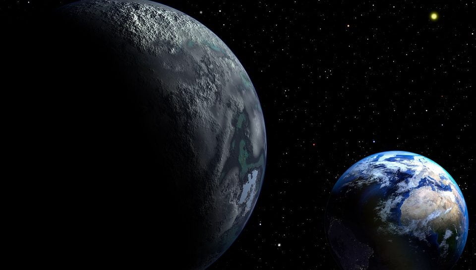 The Earth and similar planets can completely freeze over
