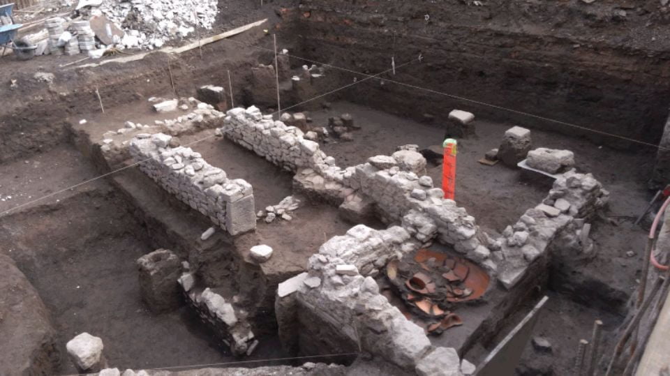 Archaeologists have found an Aztec burial of a child with a knife in his head