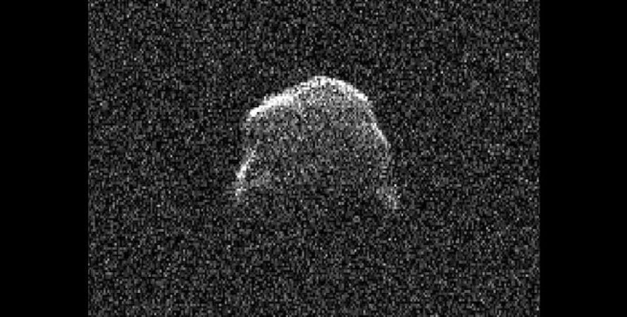 Astronomers showed an image of a huge near Earth asteroid
