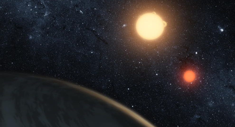 Astronomers discover a planet with three suns