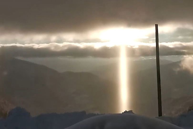 A mysterious ray from the sky illuminated a mountain in Turkey for three hours