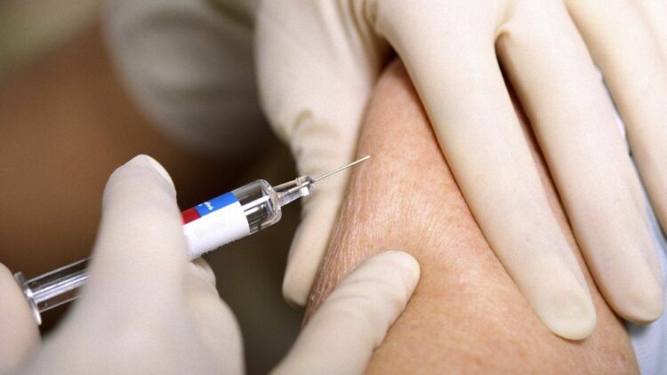 Scientists Find No Link Between Flu Vaccination And Reduced Risk Of Covid 19
