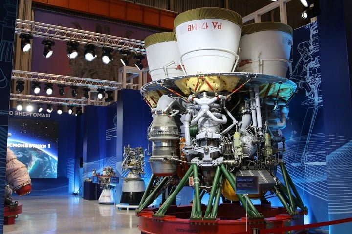 Scientists are preparing to test the first king engine as part of the Soyuz 5 rocket stage