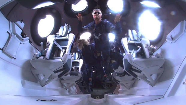 What its like to fly to the edge of space according to Virgin Galactics pilot 3