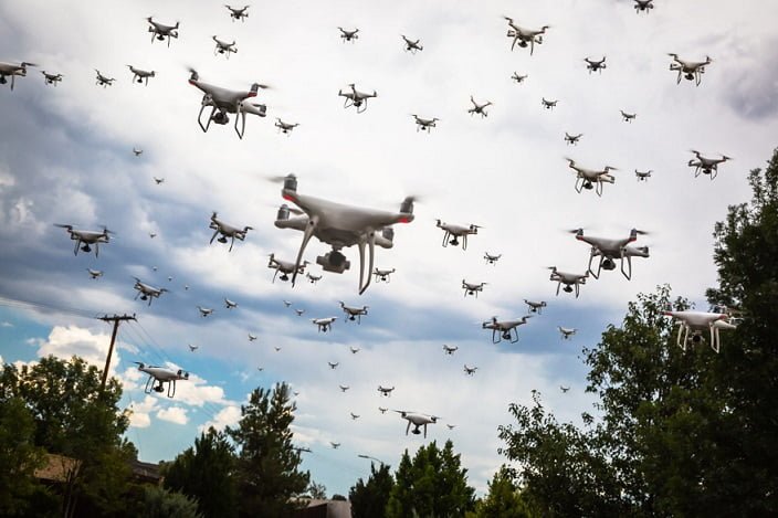 operator alone is able to control a swarm of more than a hundred drones
