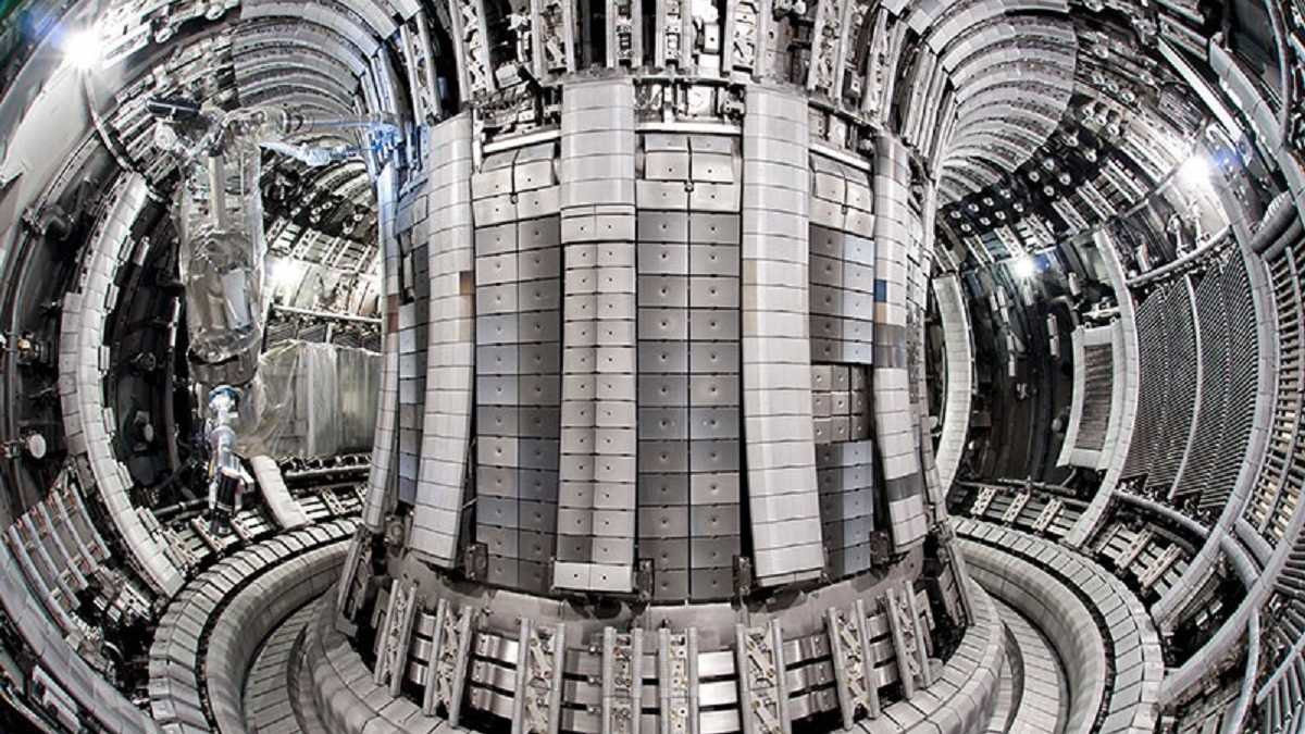 Experimental European fusion reactor produces a record amount of energy
