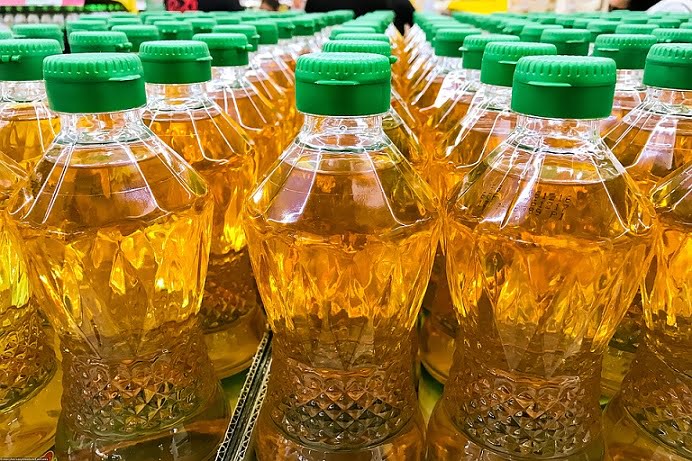Experts called vegetable oil that raises cholesterol levels