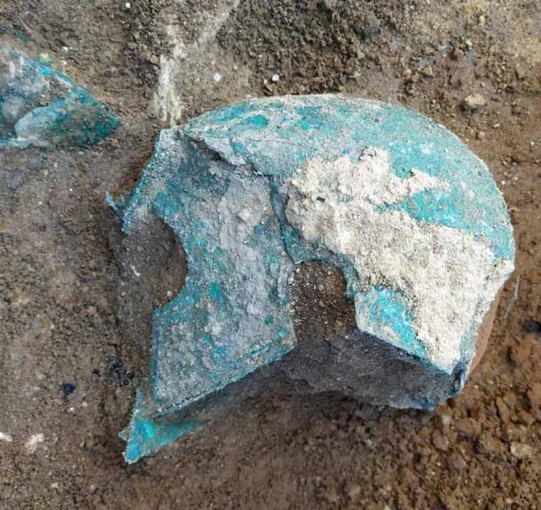Two Warrior Helmets Unearthed At Greek Temple In Velia Italy 4