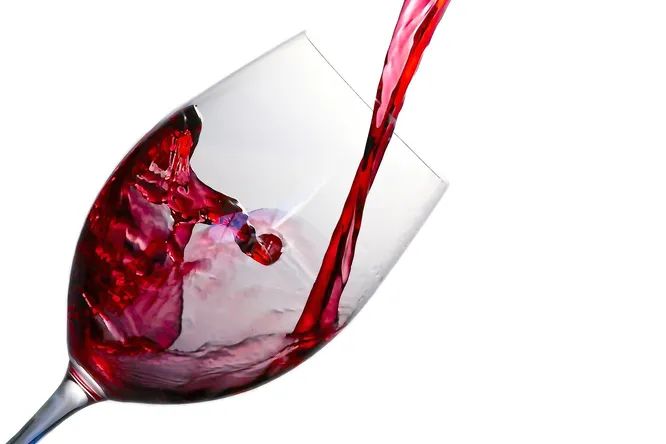 Why red wine is dangerous for a person