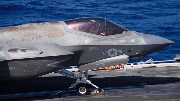 radar absorbing coating of the latest F 35C fighters was badly damaged by sea conditions 4
