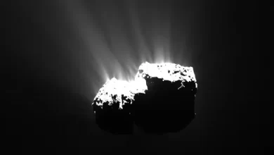 Planetologists explain unknown emissions of oxygen from comet Churyumov Gerasimenko