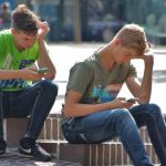 Scientists have found that social networks affect the well being of adolescents in different ways