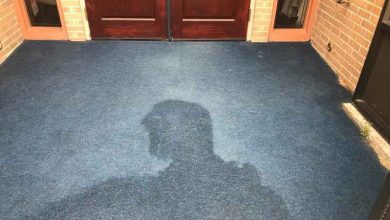 An image of Jesus appeared on the floor of an upstate New York church 1