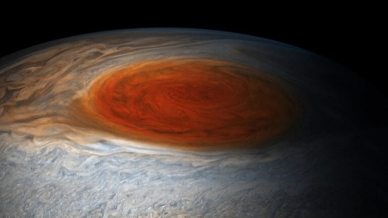 Great Red Spot of Jupiter for some reason began to actively change 2