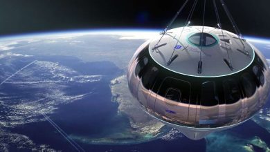 Space balloon company offers space travel