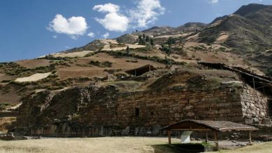 Archaeologist discovers secret tunnels in 3 000 year old Peruvian temple