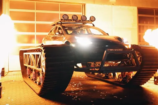 Youtubers put Tesla on tracks and made a tank out of it video