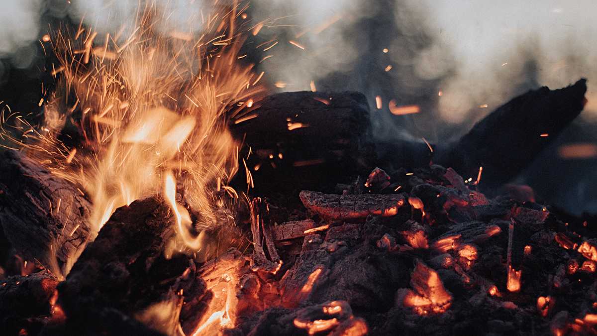 Artificial intelligence has found the oldest evidence of human use of fire