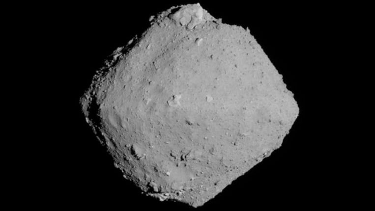 Celestial body from which the asteroid Ryugu broke off contained water 2