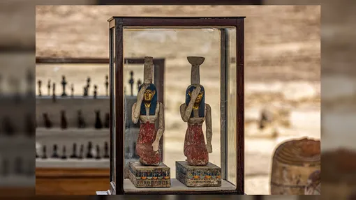 In Egypt archaeologists have discovered 250 whole mummies and hundreds of bronze statues 4