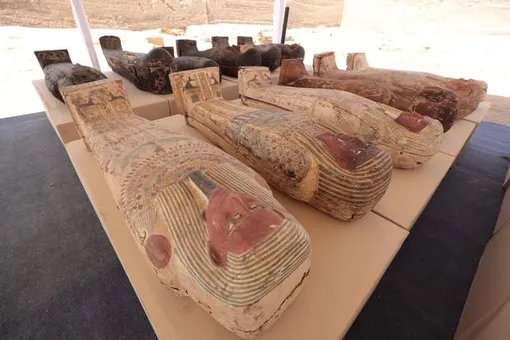 In Egypt archaeologists have discovered 250 whole mummies and hundreds of bronze statues 6