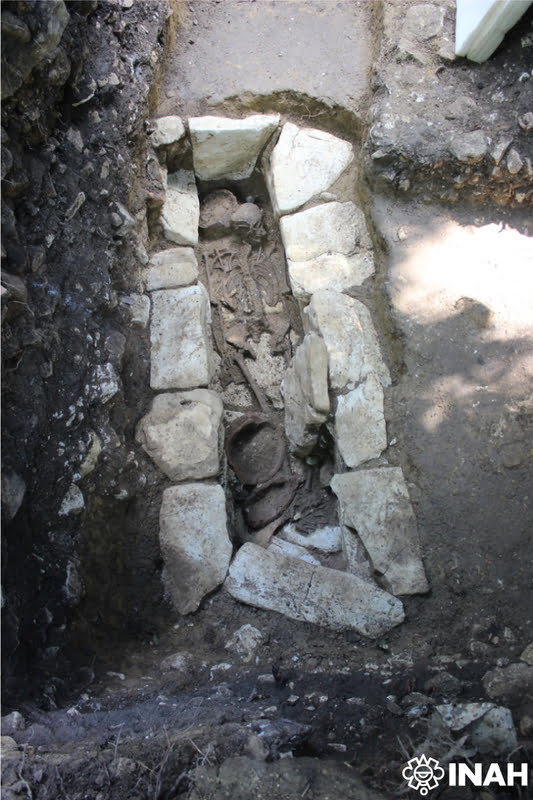 Mysterious tomb of a woman with an elongated skull found in Palenque 4