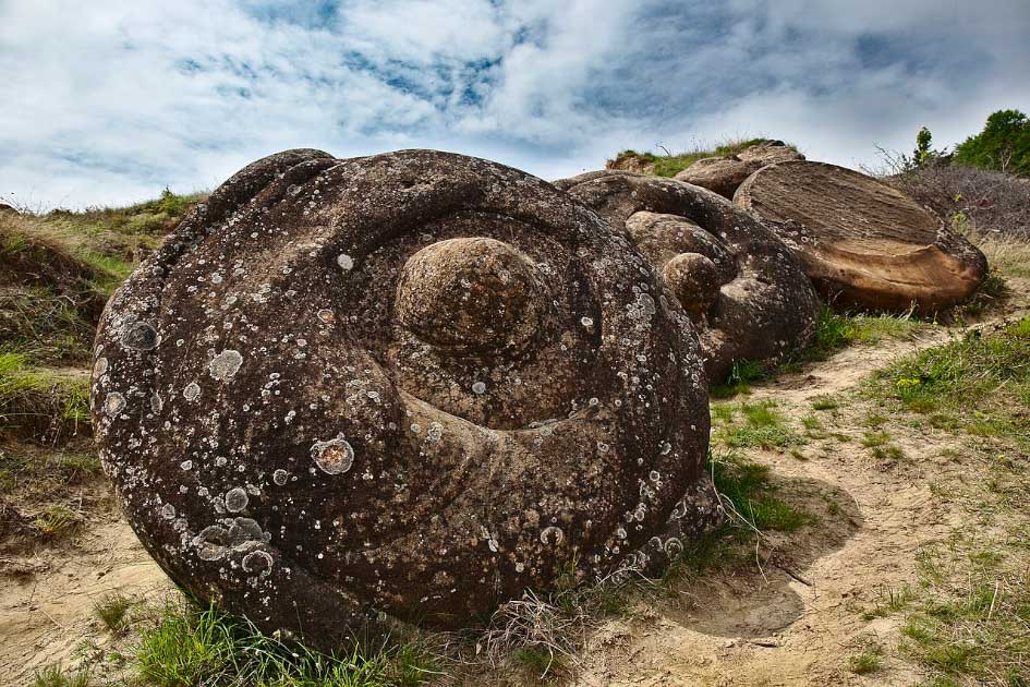Mysterious trovants of Romania Living stones that grow and move 1