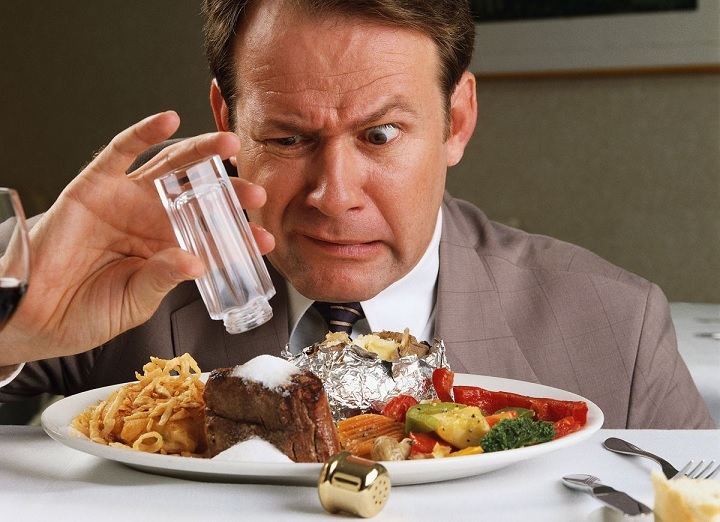 An extra pinch of salt can shorten life expectancy by two years 1 An extra pinch of salt can shorten life expectancy by two years