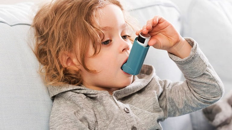 Early use of antibiotics can cause lifelong asthma and allergies