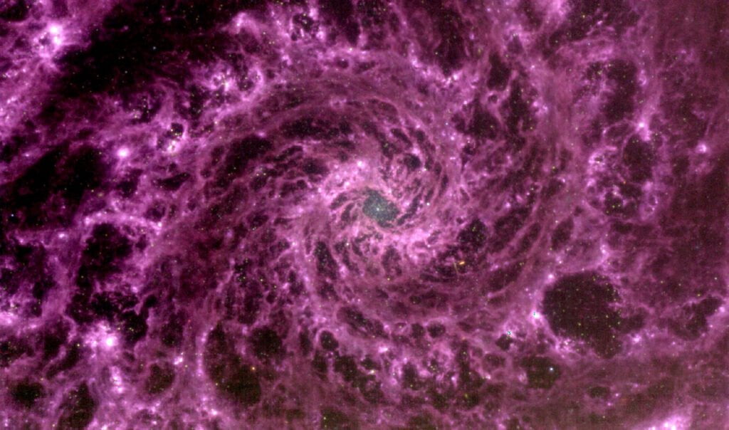 NASAs James Webb Space Telescope shows the center of the galaxy M 74 1