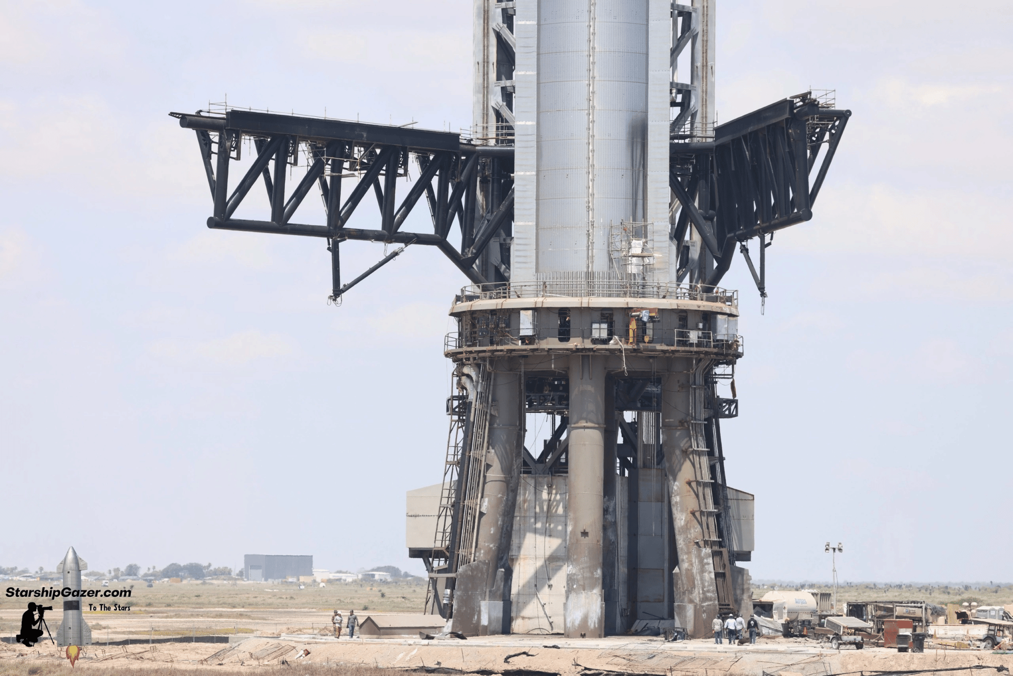 SpaceX Super Heavy B7 prototype rocket damage 4